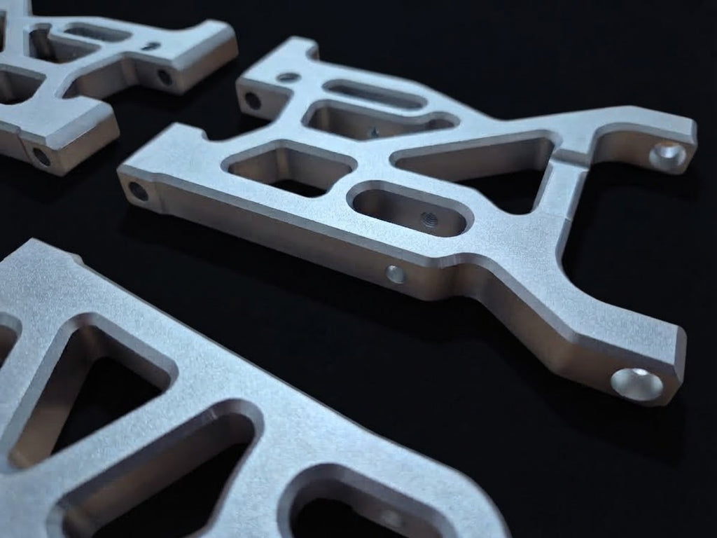 ULTIMATE LOSI 5IVE B ALLOY ARMS