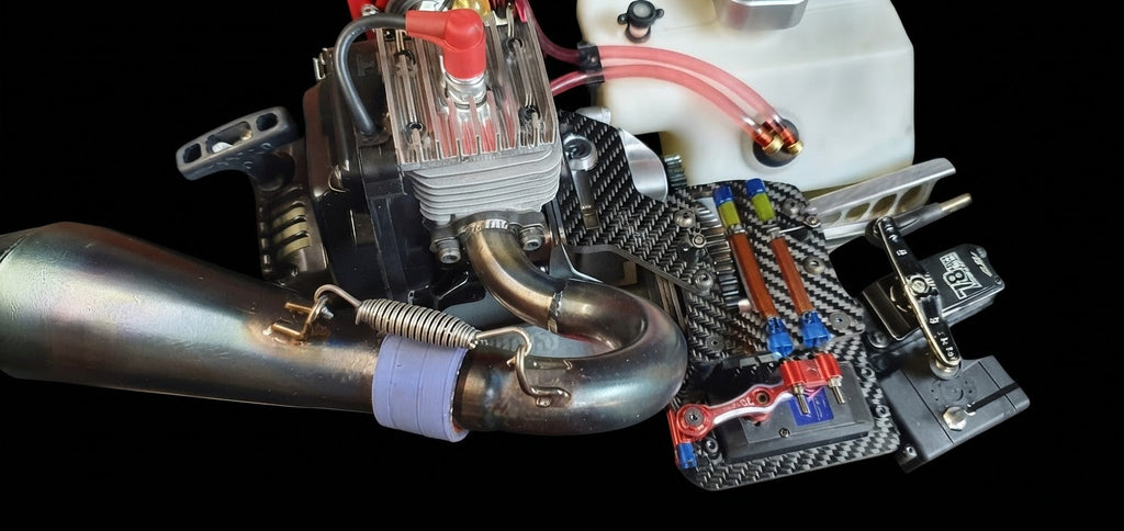 CCR LOSI 5IVE T 2.0 THROTTLE SERVO MOUNT WITH CENTRE DIFF TOP AND POWER PLUG CUT OUT