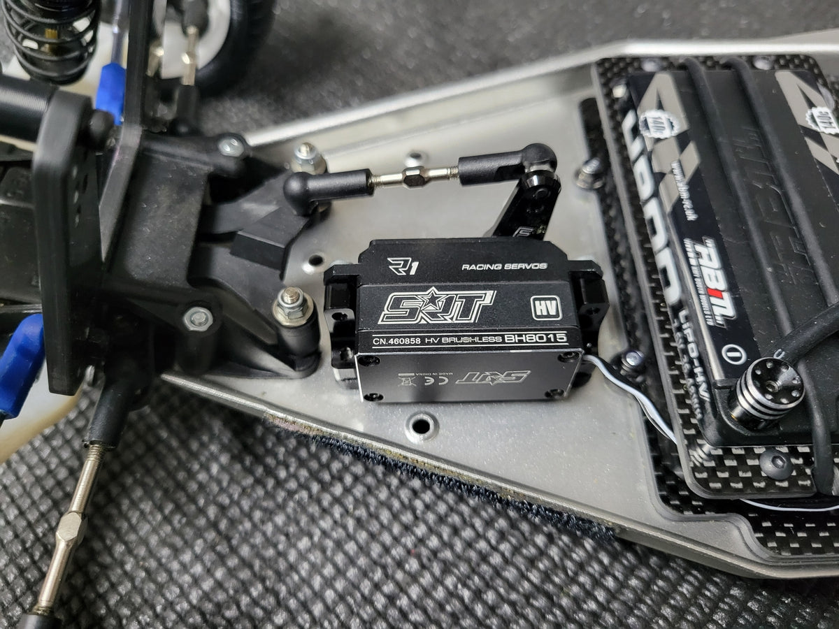 RADICAL SCHUMACHER COUGAR CARBON SERVO HOLDER