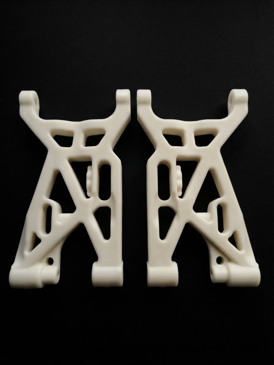 LOSI 5IVE-T FRONT REPLACEMENT ARMS WHITE DYEABLE (2)